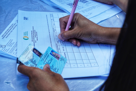 CATAT IDENTITAS WARGA PENERIMA BANTUAN