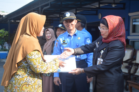  BANTUAN PAKET SEMBAKO