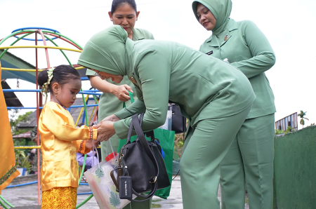 BINGKISAN UNTUK ANAK