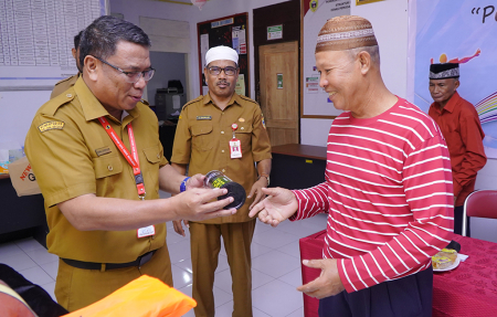 BANTUAN CABANG OLAHRAGA BULUTANGKIS