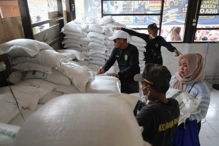 PENYALURAN BANTUAN CPP DI PALANGKA RAYA
