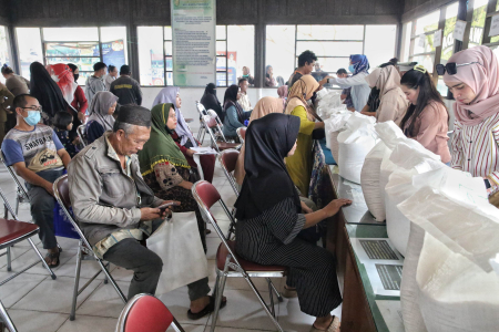 BANTUAN BERAS CADANGAN PANGAN PEMERINTAH