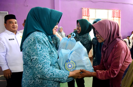 BANTUAN TP PKK GORONTALO