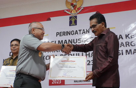 MENJADI TONGGAK SEJARAH HAM