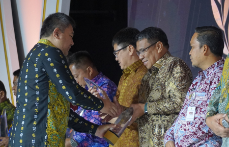 KOTA TIDORE RAIH PENGHARGAAN KEMENDAGRI