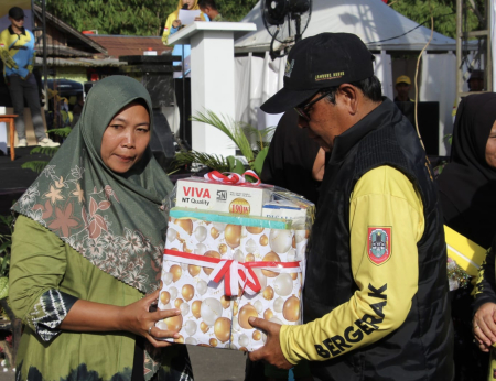BANTUAN UEP-KUBE DARI PEMPROV KALSEL