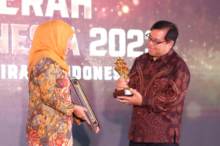  ANUGERAH TIMES INDONESIA 2023 DI SURABAYA