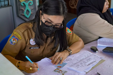 CATAT IDENTITAS PENERIMA BANTUAN PANGAN