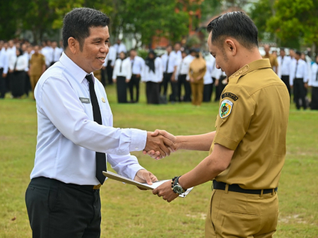 SERAHKAN SK PENGANGKATAN PPPK PARUH WAKTU