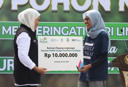 PENGHARGAAN BAGI PEJUANG LINGKUNGAN