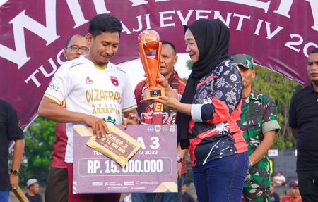 JUARA III SEPAK BOLA TUVEN KE-IV