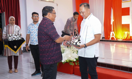 LEPAS SAMBUT KEPALA KEJAKSAAN NEGERI TIDORE