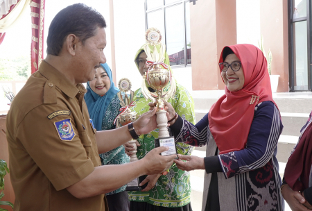 KONSUMSI PANGAN SEBAGAI PENUNJANG KEHIDUPAN