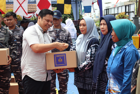 BANTUAN MAKANAN BERGIZI