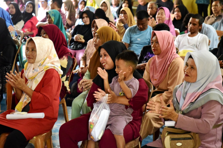 PENERIMA BANTUAN DI LIMBOTO BARAT