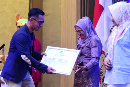 PENGHARGAAN SATUAN PENDIDIKAN