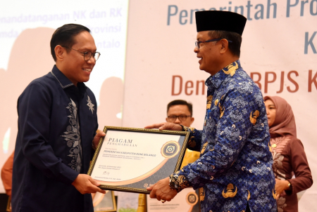 PENGHARGAAN UHC BONE BOLANGO