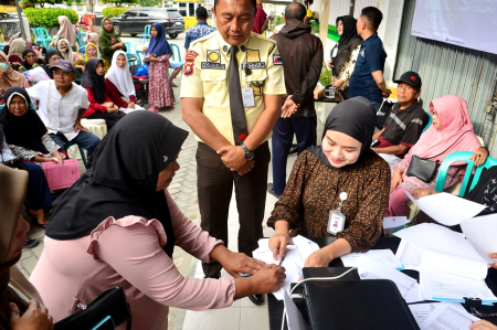 PENYALURAN SANTUNAN BAZNAS