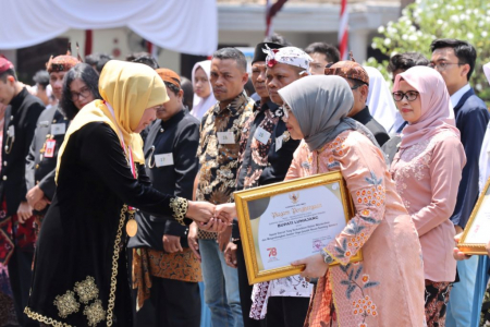 KABUPATEN LUMAJANG MERAIH PENGHARGAAN