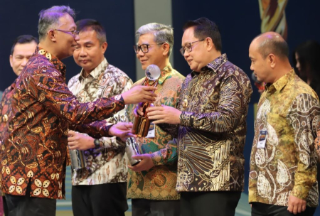 PEMPROV JATIM RAIH BHUMANDALA KANAKA