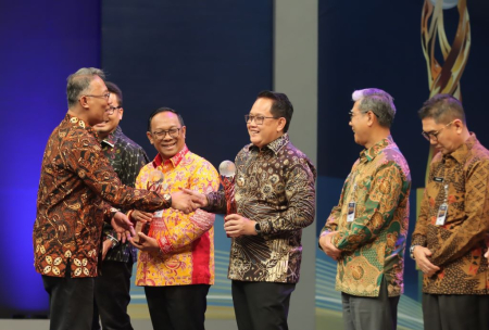 PEMPROV JATIM RAIH BHUMANDALA ARITI