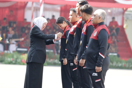 PIN EMAS ATLET BERPRESTASI ASAL JATIM