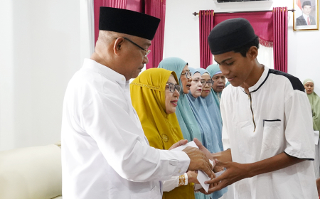 SANTUNAN UNTUK ANAK YATIM