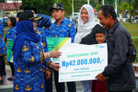 SERAHKAN SANTUNAN JKM