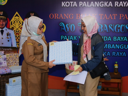 SERAHKAN DOORPRIZE