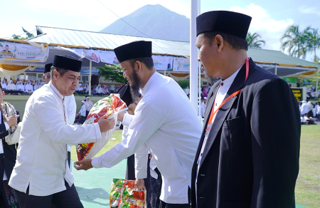 SERAHKAN BANTUAN BERAS
