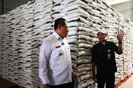 STOK BERAS DI GORONTALO AMAN