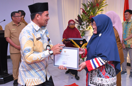TENAGA KESEHATAN TELADAN TAHUN 2024 DI TIDORE
