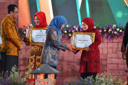 SUMENEP BORONG TIGA PENGHARGAAN