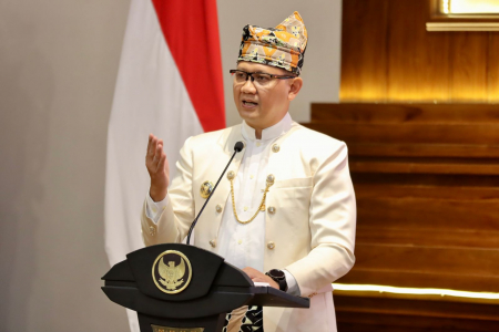 PENGHARGAAN HGMB UNTUK GUBERNUR JAWA TIMUR