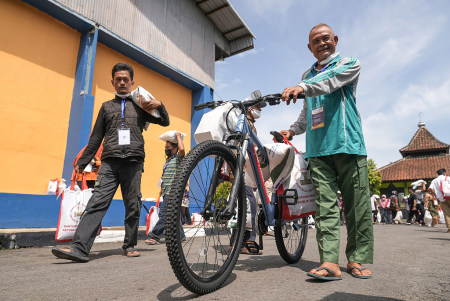 BANTUAN PANGAN CADANGAN BERAS PEMERINTAH DI BANYUMAS