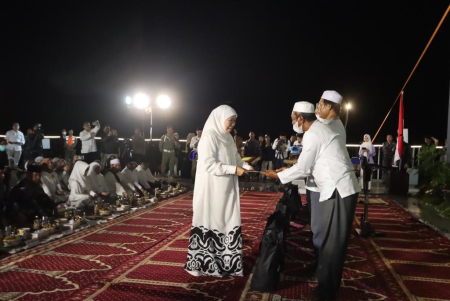 BANTUAN UNTUK NELAYAN