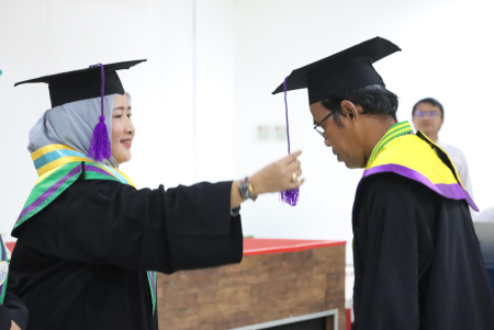 PINDAHKAN TALI TOGA