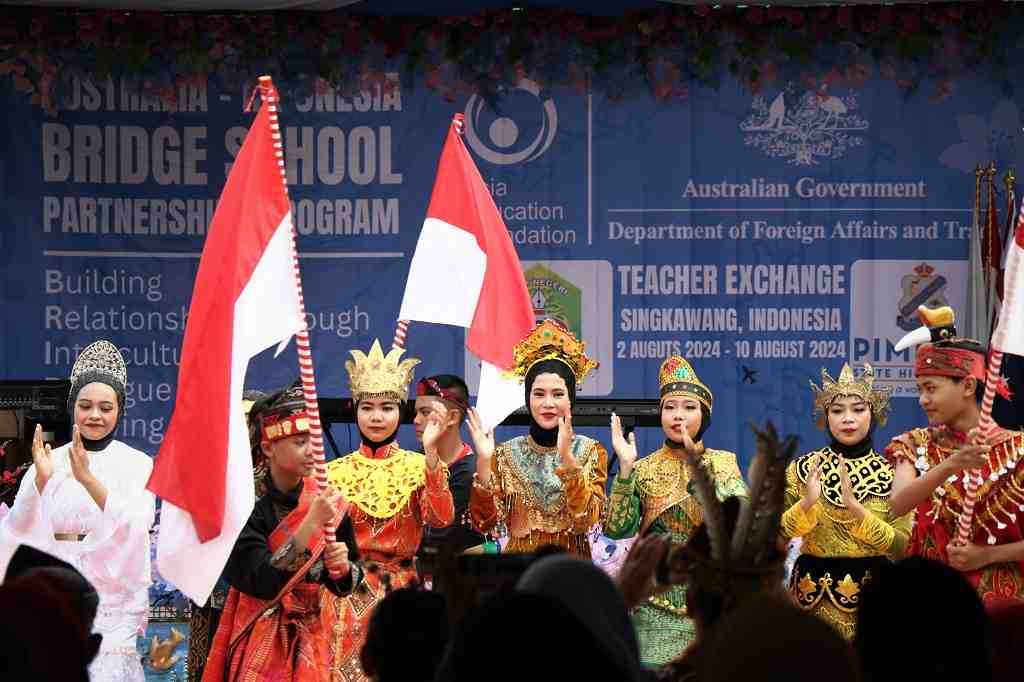 TARIAN NKRI SMPN 3 SINGKAWANG