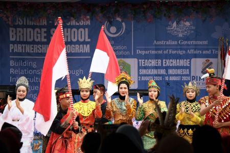 TARIAN NKRI SMPN 3 SINGKAWANG