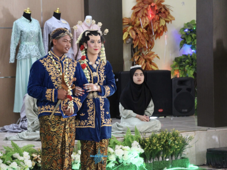 PENGANTIN ADAT JAWA