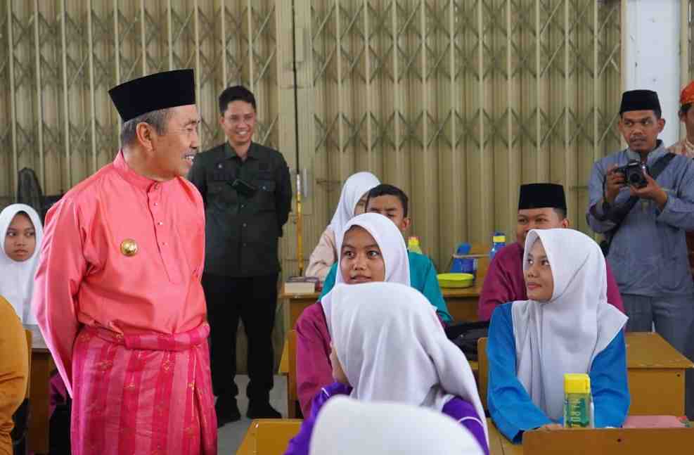 TINJAU PROSES BELAJAR DI SMAN 2 PEKANBARU