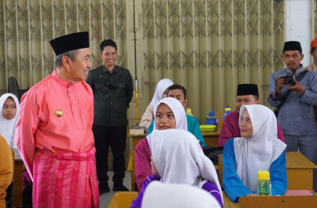 TINJAU PROSES BELAJAR DI SMAN 2 PEKANBARU