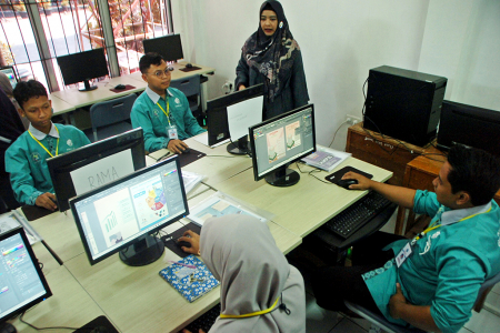 BALAI LATIHAN KERJA TEKNIK INFORMATIKA