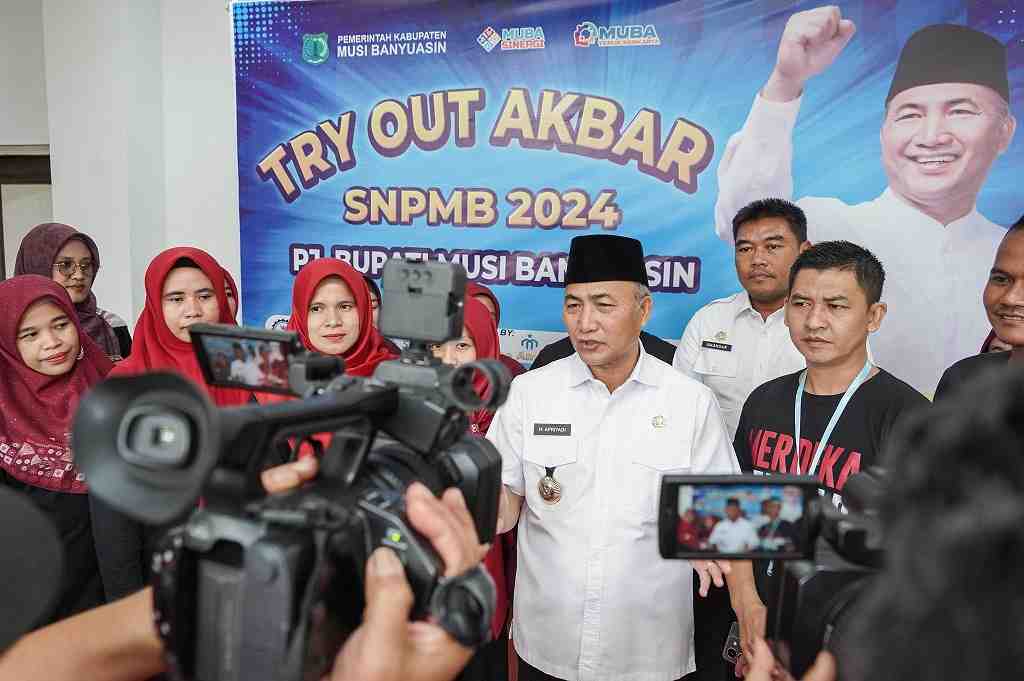 TRY OUT AKBAR