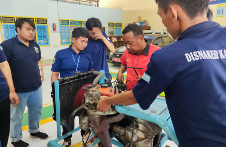 PELATIHAN OTOMOTIF