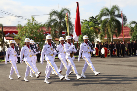 PENGIBARAN BENDERA MERAH PUTIH