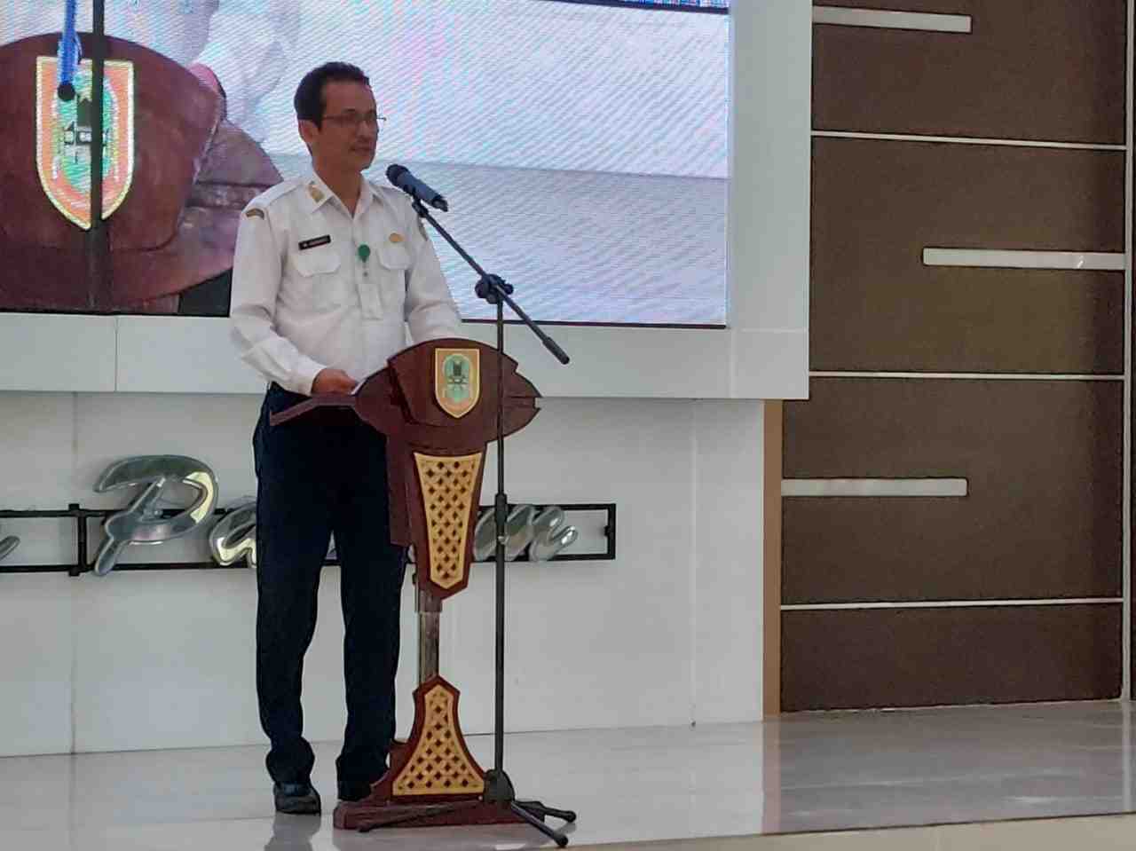 TAMBAH WAWASAN DENGAN MENGUNJUNGI PERPUSTAKAAN