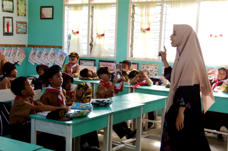 AJAR SISWA KELAS SATU