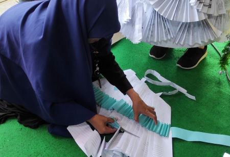 BERKREASI DENGAN BAHAN BEKAS