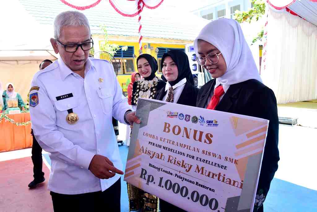 BONUS SISWA BERPRESTASI